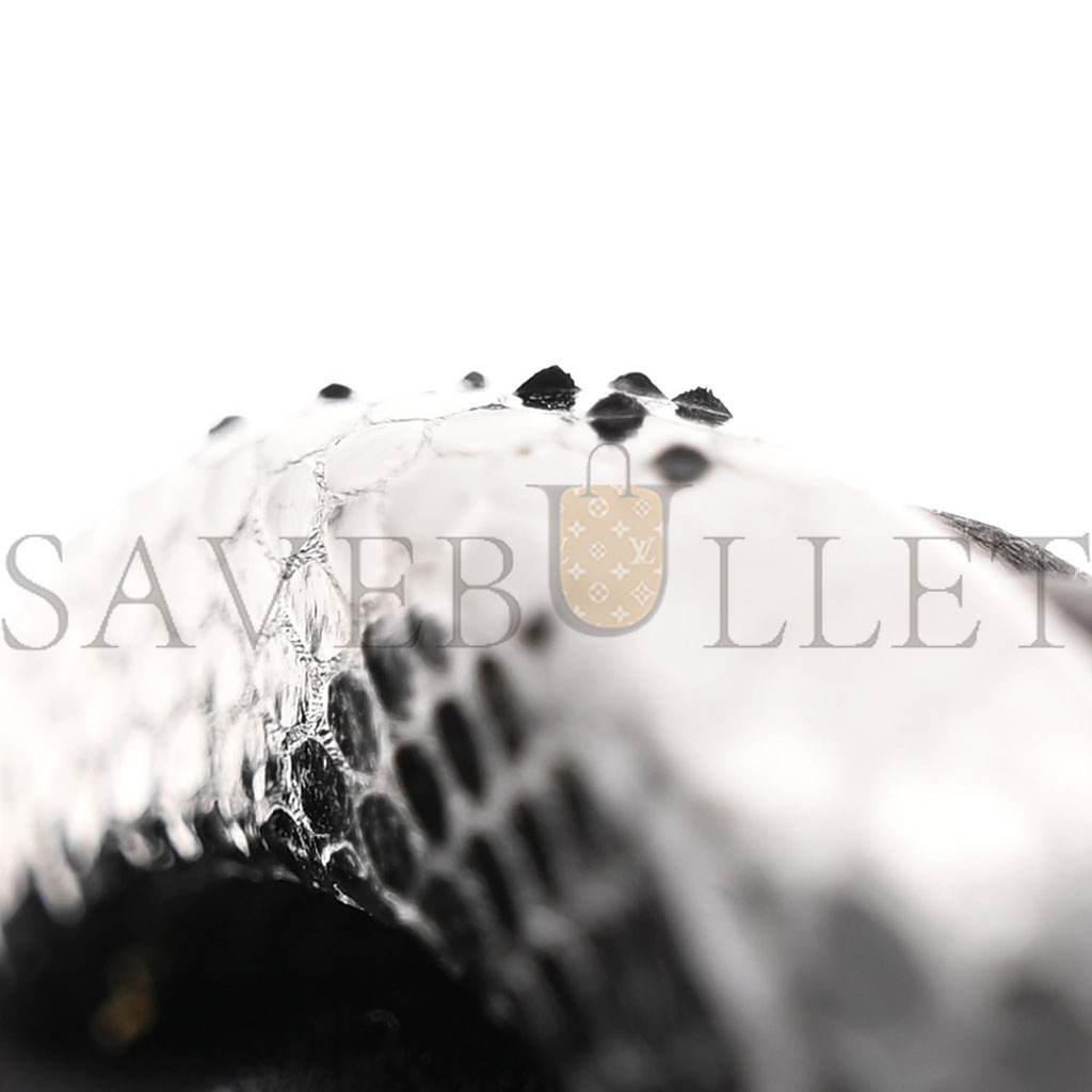 bo*te*ga Ve*ne*ta satin ayers intrecciato chain knot clutch black (17*10*5cm)